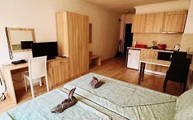 Lovely Studio Apartment On The Beach